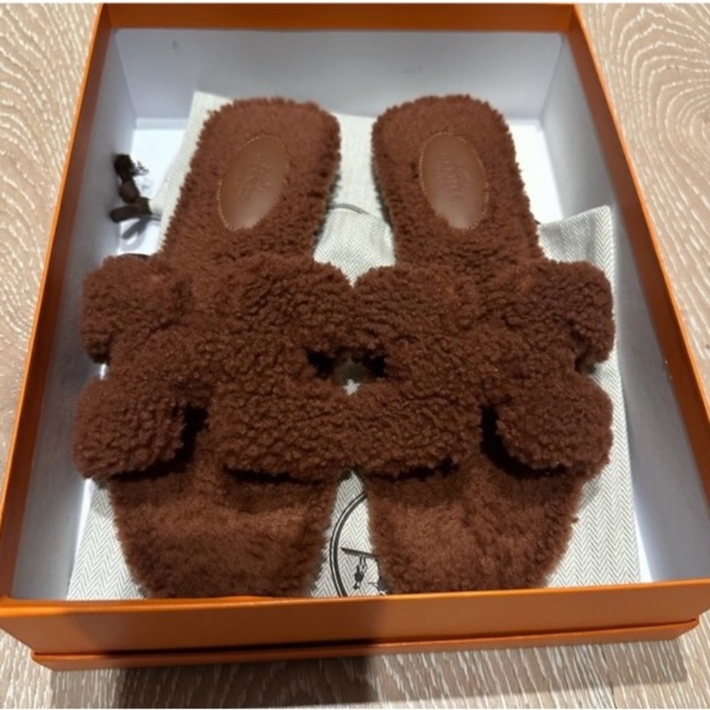 Hermes Teddy Orans in Cognac size 38